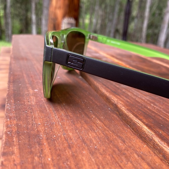 Skeleton Optics KNOX #003 TwoTone NP Black/Green - Picture 4 of 6